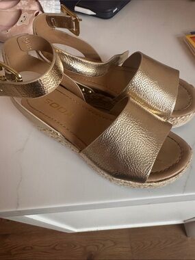 SODA Metallic Gold Espadrille Platform Sandals